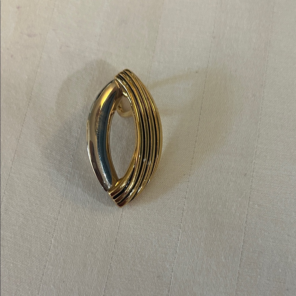 Lia Sophia Gold and Silver Women's Jewelry Piece
